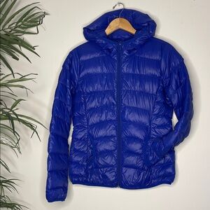 PACKABLE DOWN PUFFER | HOODED LIGHTWEIGHT JACKET | SIZE MEDIUM | With bag
